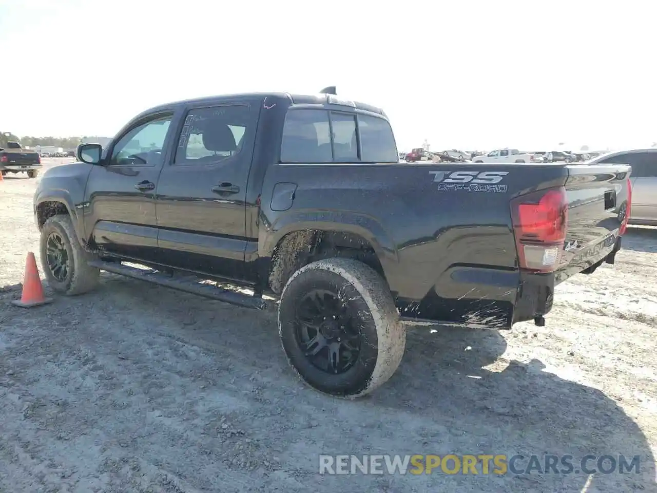 3 Photograph of a damaged car 5TFCZ5AN0MX266285 TOYOTA TACOMA 2021