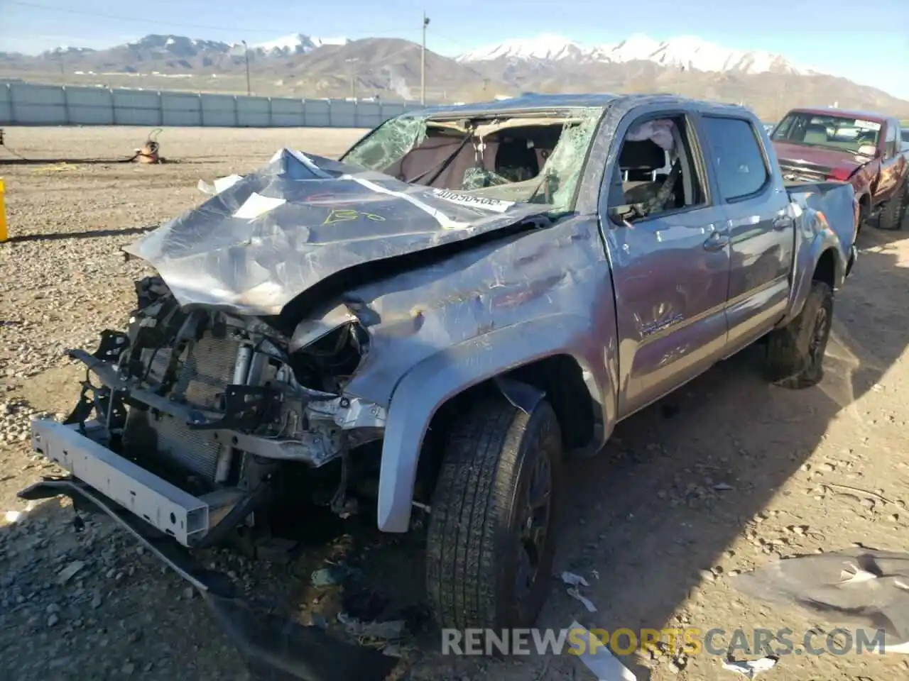 2 Photograph of a damaged car 5TFCZ5AN0MX268943 TOYOTA TACOMA 2021