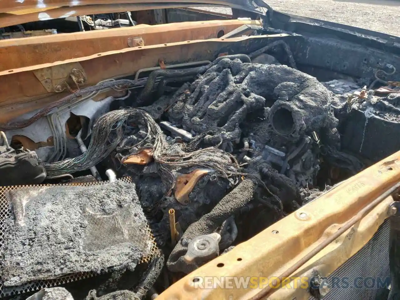 9 Photograph of a damaged car 5TFCZ5AN0MX270269 TOYOTA TACOMA 2021