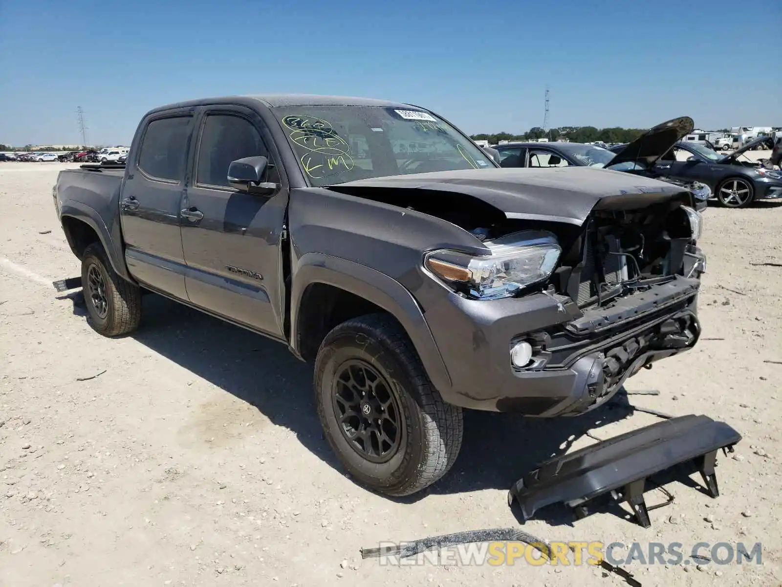 1 Photograph of a damaged car 5TFCZ5AN0MX272149 TOYOTA TACOMA 2021