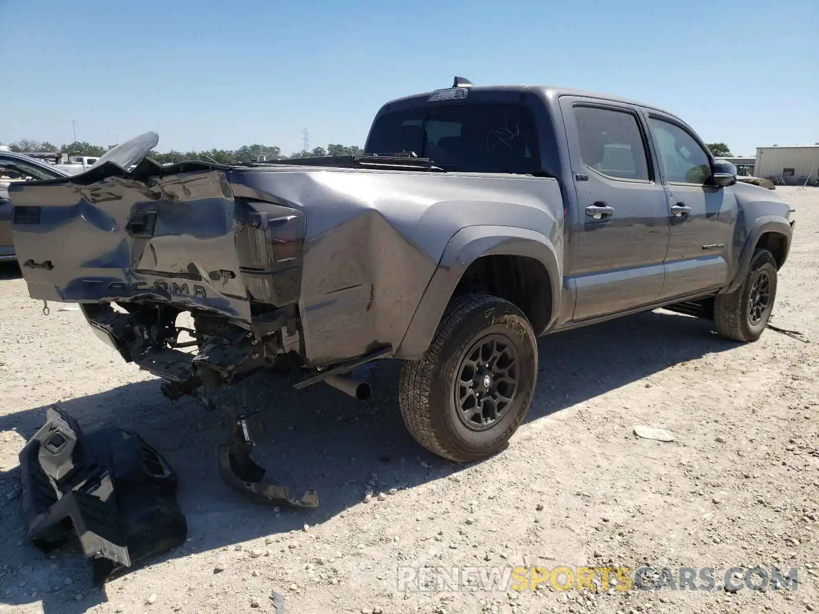 4 Фотография поврежденного автомобиля 5TFCZ5AN0MX272149 TOYOTA TACOMA 2021