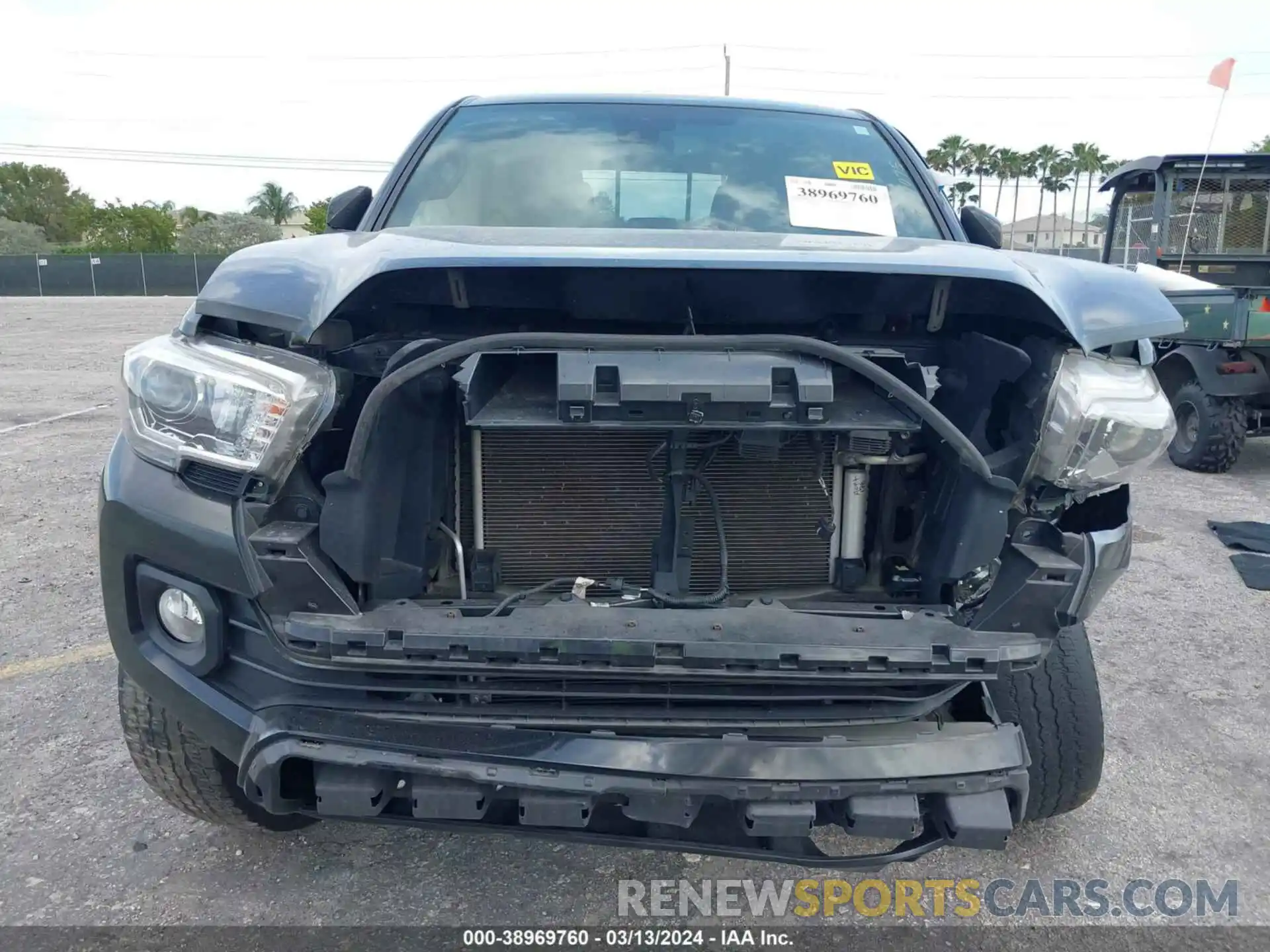 12 Photograph of a damaged car 5TFCZ5AN0MX277075 TOYOTA TACOMA 2021