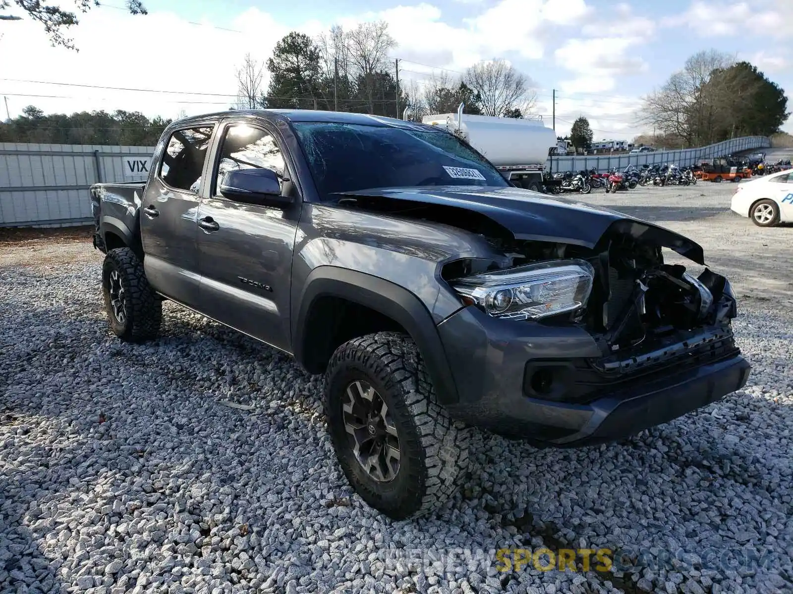 1 Photograph of a damaged car 5TFCZ5AN1MX252802 TOYOTA TACOMA 2021