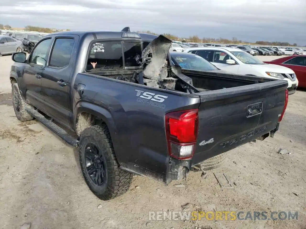 3 Photograph of a damaged car 5TFCZ5AN1MX253979 TOYOTA TACOMA 2021