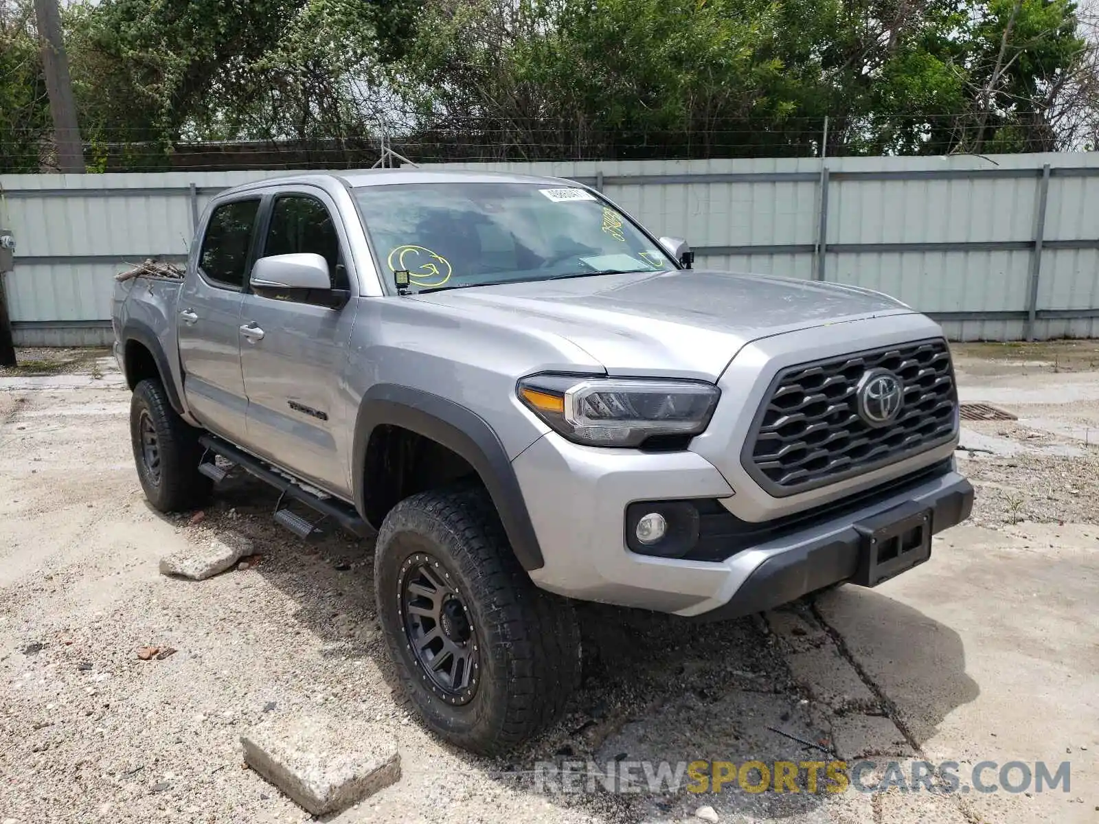 1 Photograph of a damaged car 5TFCZ5AN1MX254632 TOYOTA TACOMA 2021