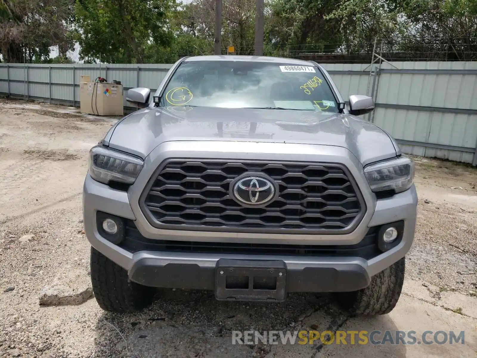 9 Photograph of a damaged car 5TFCZ5AN1MX254632 TOYOTA TACOMA 2021