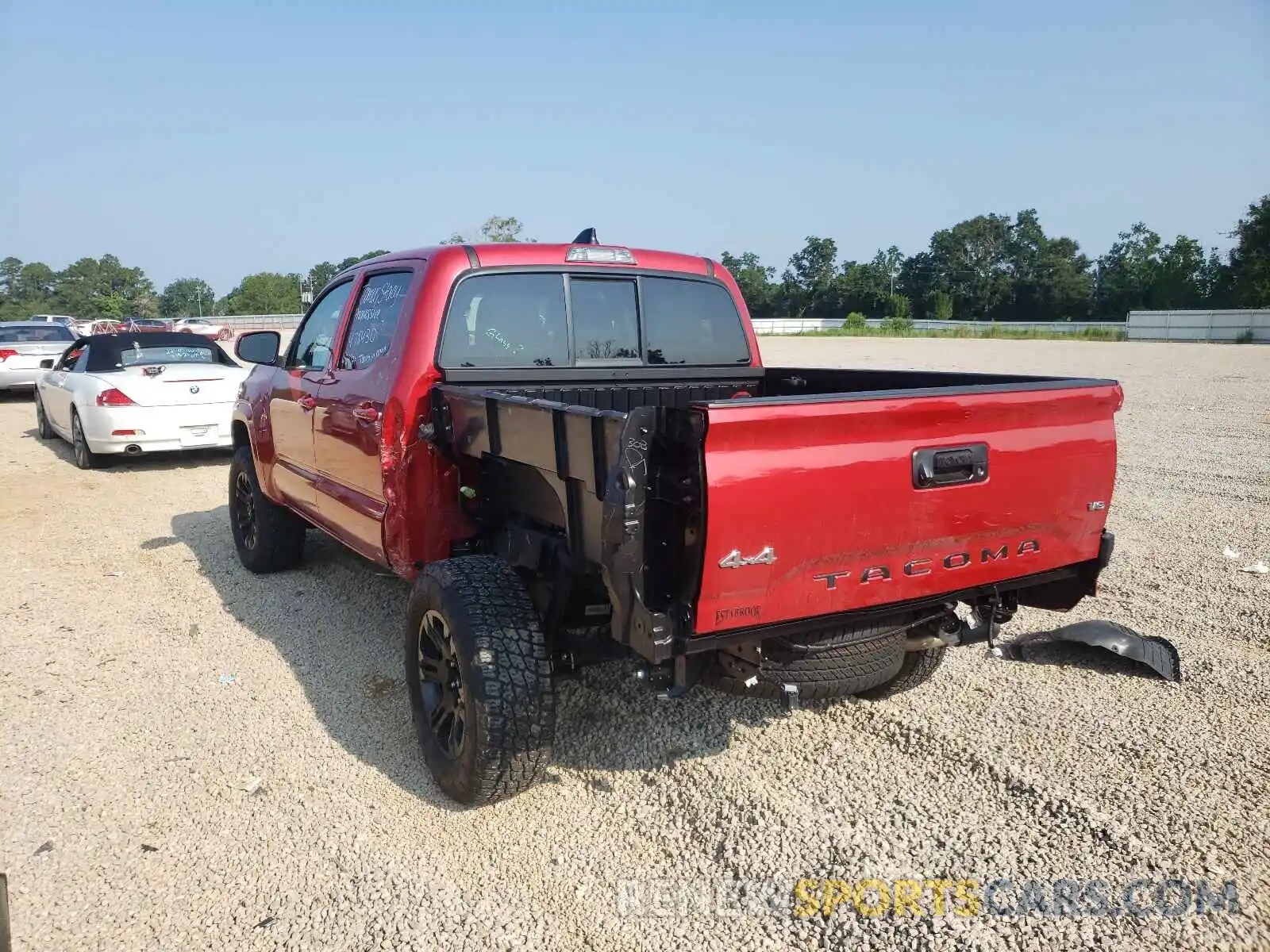 9 Фотография поврежденного автомобиля 5TFCZ5AN1MX257689 TOYOTA TACOMA 2021