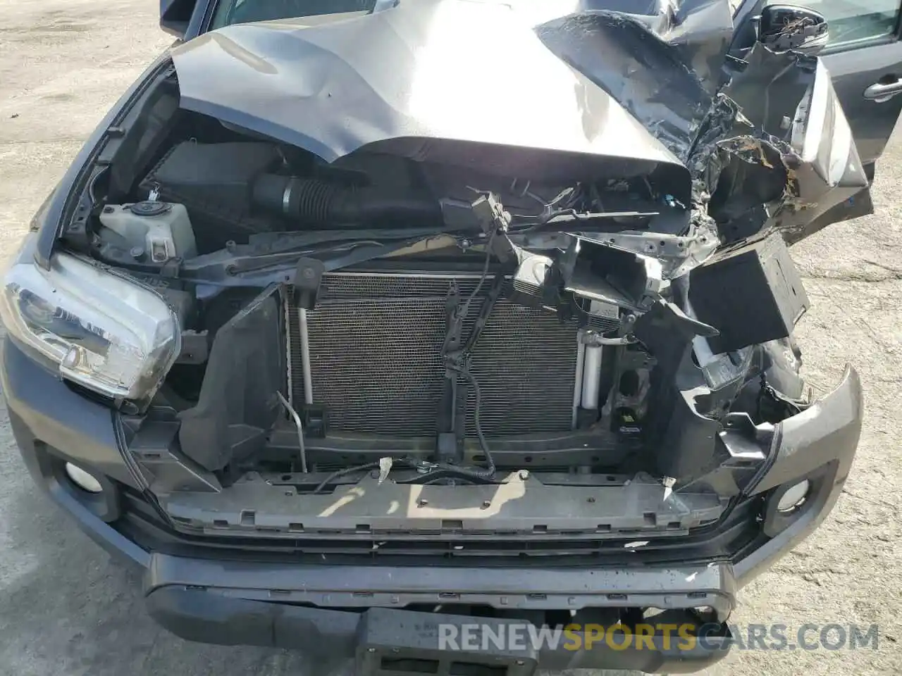 11 Photograph of a damaged car 5TFCZ5AN1MX257918 TOYOTA TACOMA 2021