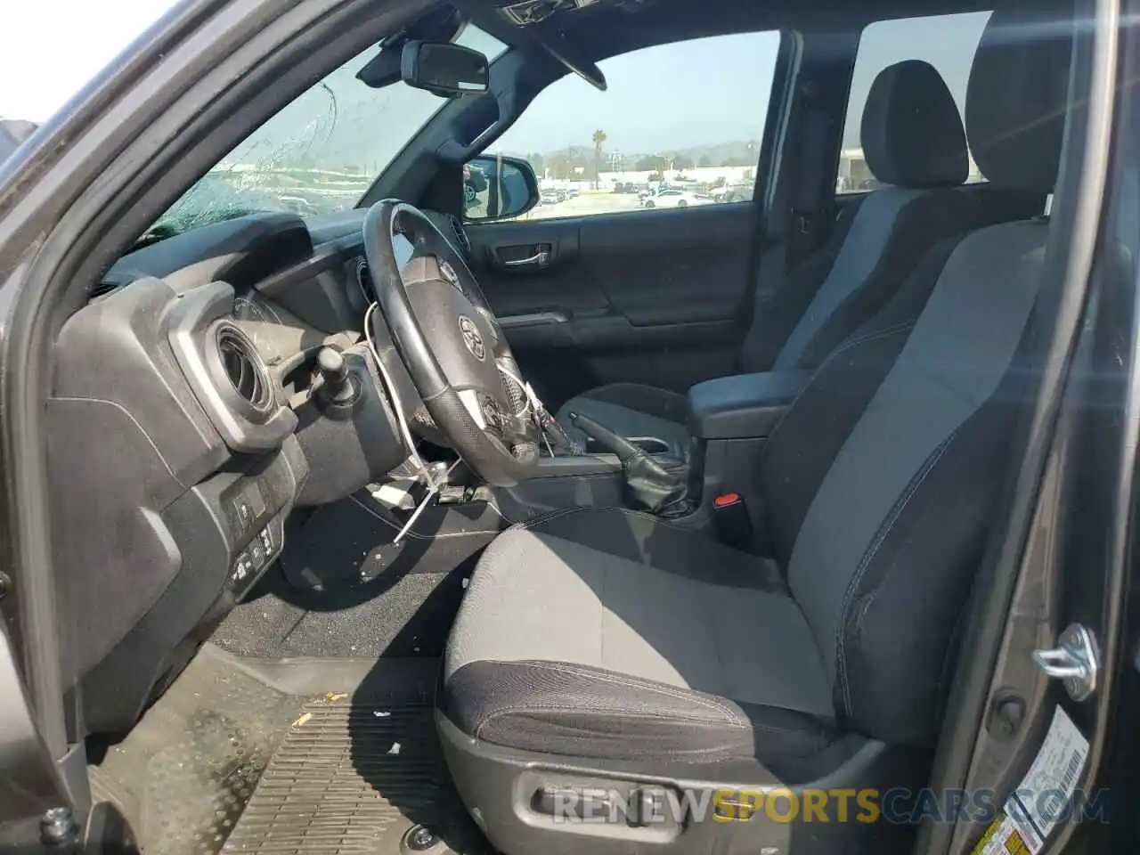 7 Photograph of a damaged car 5TFCZ5AN1MX257918 TOYOTA TACOMA 2021