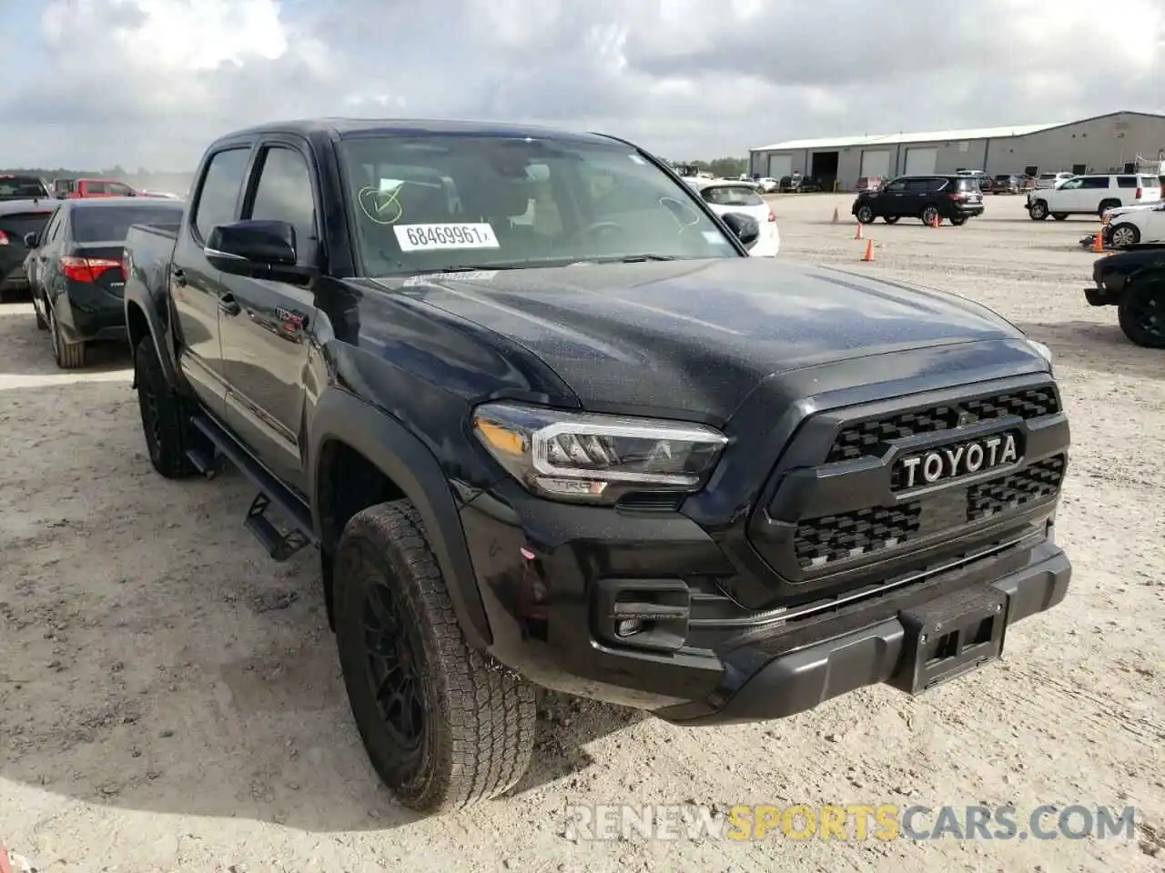 1 Фотография поврежденного автомобиля 5TFCZ5AN1MX258048 TOYOTA TACOMA 2021