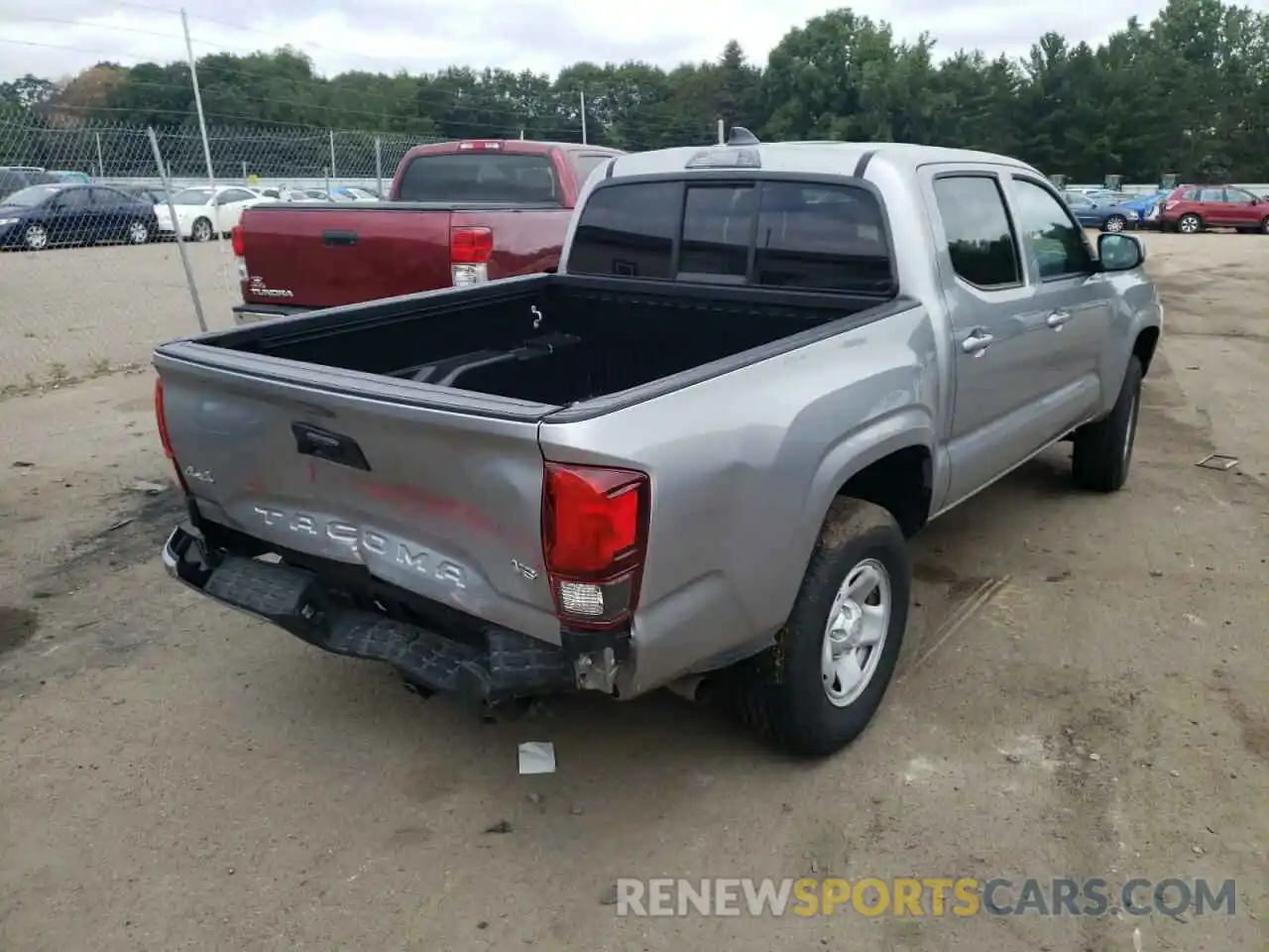 4 Photograph of a damaged car 5TFCZ5AN1MX261029 TOYOTA TACOMA 2021