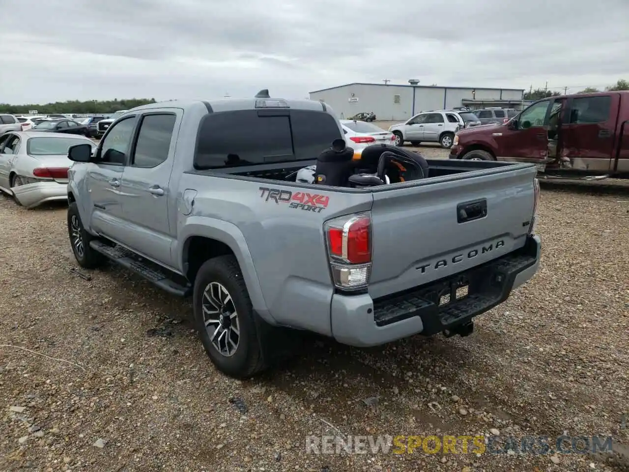 3 Photograph of a damaged car 5TFCZ5AN1MX268191 TOYOTA TACOMA 2021