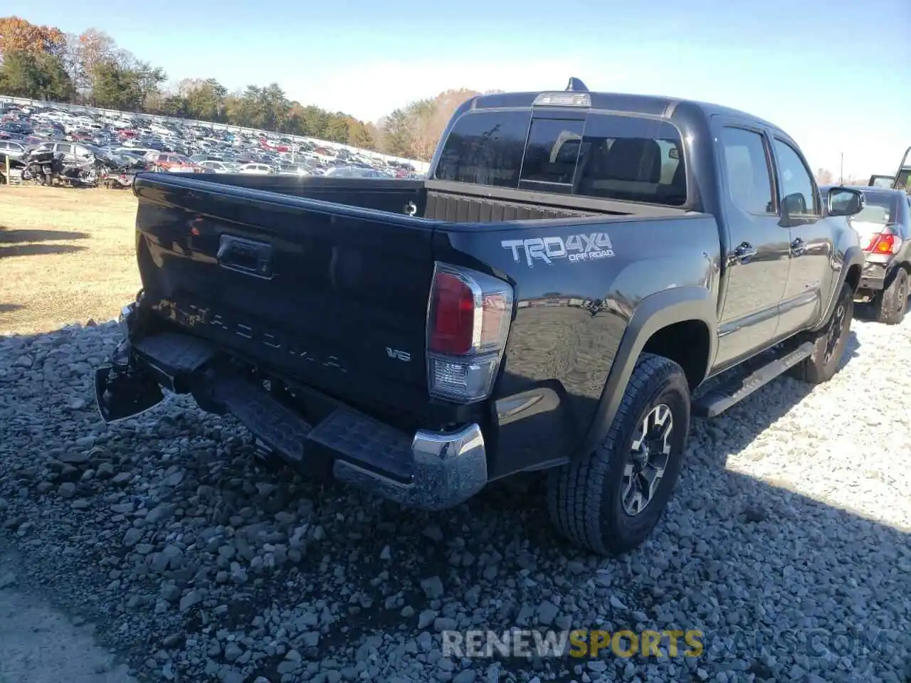 4 Фотография поврежденного автомобиля 5TFCZ5AN1MX269759 TOYOTA TACOMA 2021