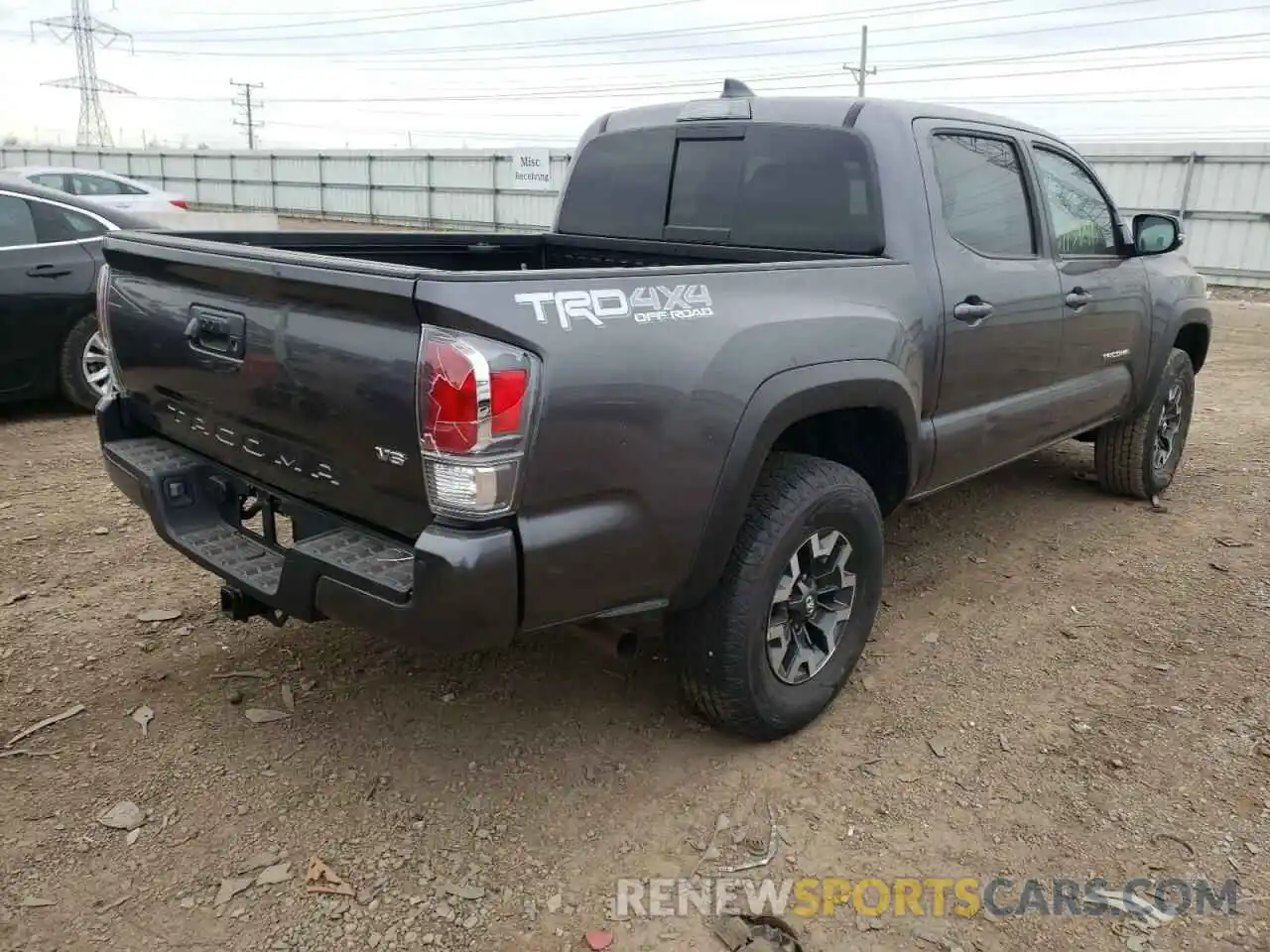 4 Photograph of a damaged car 5TFCZ5AN1MX272726 TOYOTA TACOMA 2021