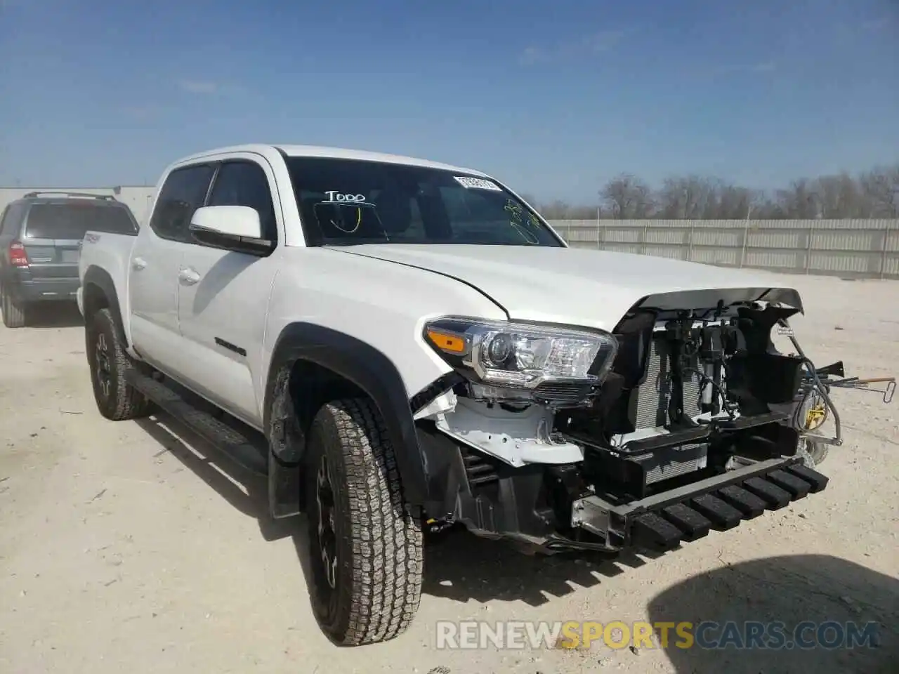 1 Photograph of a damaged car 5TFCZ5AN1MX282768 TOYOTA TACOMA 2021