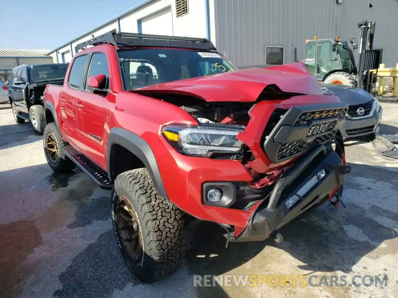 1 Photograph of a damaged car 5TFCZ5AN2MX245504 TOYOTA TACOMA 2021