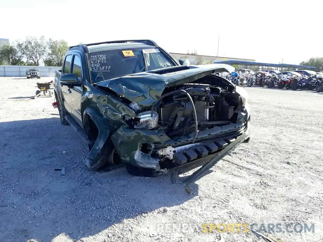 9 Photograph of a damaged car 5TFCZ5AN2MX250685 TOYOTA TACOMA 2021