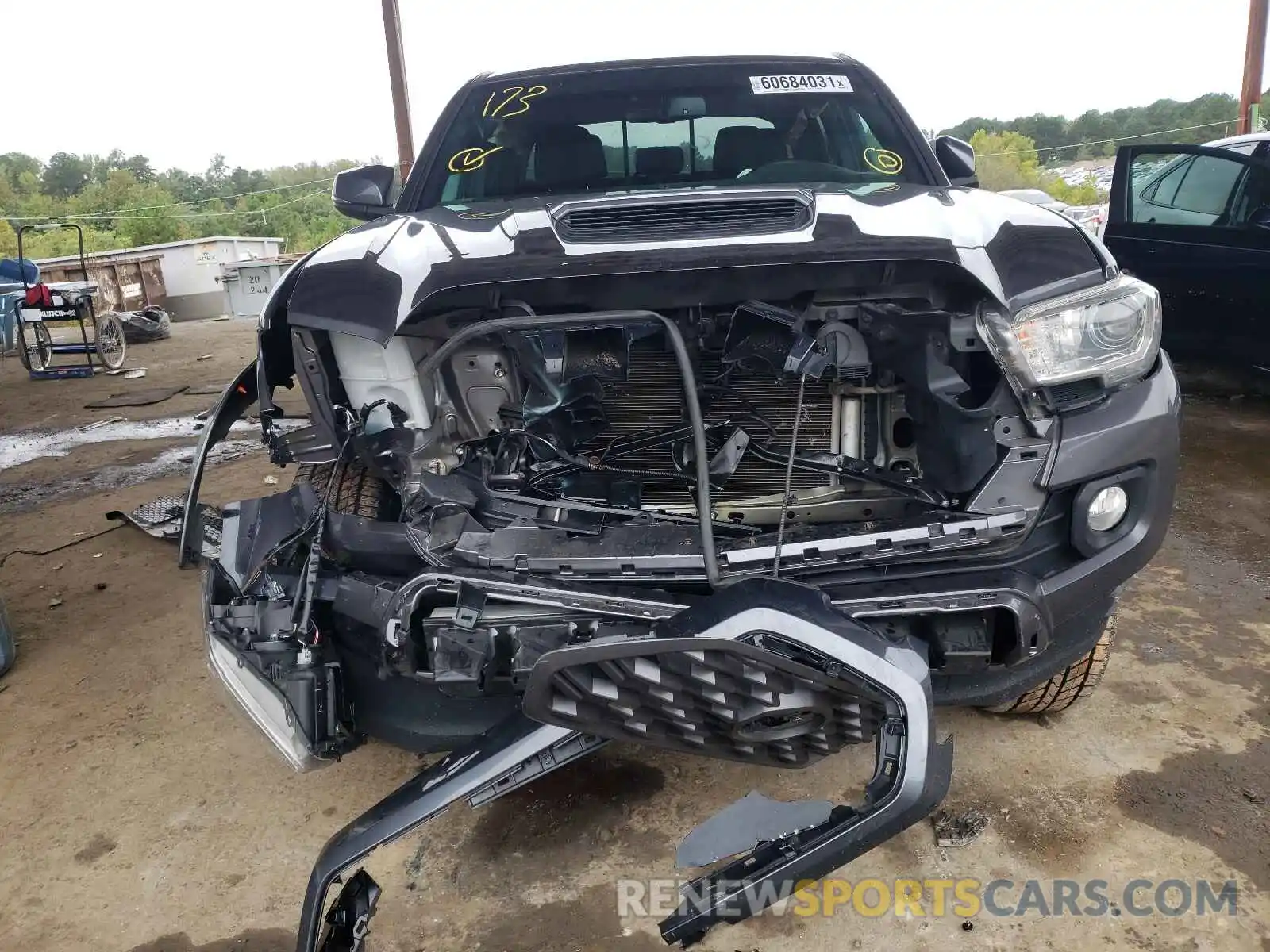 9 Photograph of a damaged car 5TFCZ5AN2MX252503 TOYOTA TACOMA 2021