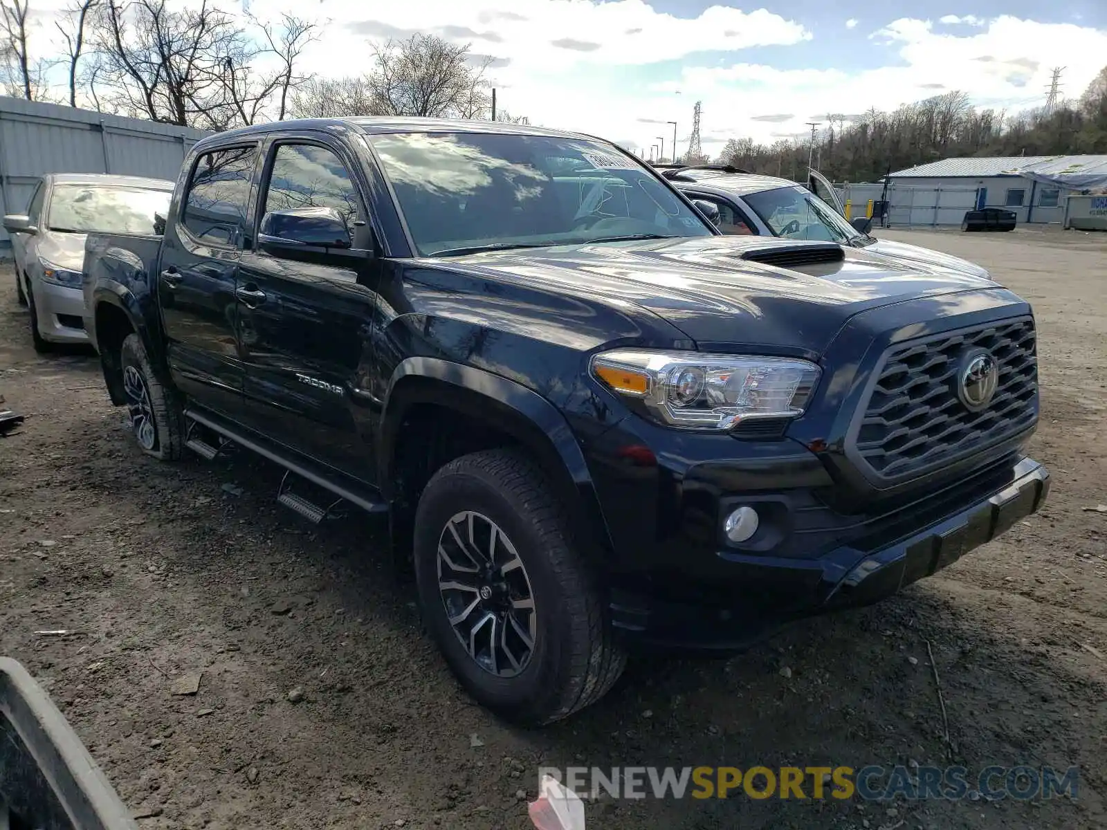 1 Photograph of a damaged car 5TFCZ5AN2MX256289 TOYOTA TACOMA 2021