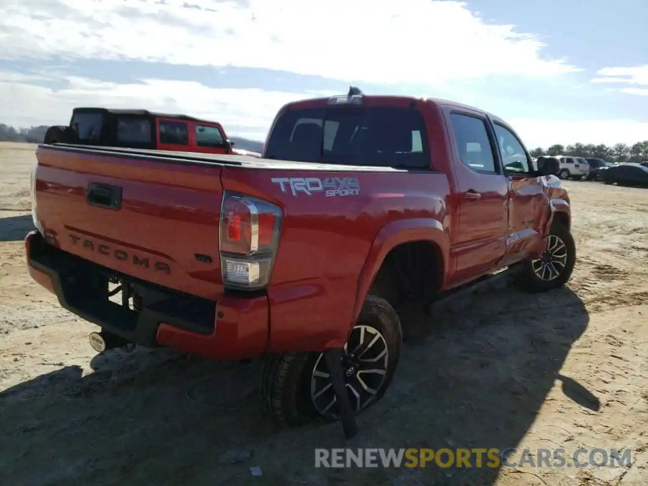 4 Photograph of a damaged car 5TFCZ5AN2MX259905 TOYOTA TACOMA 2021