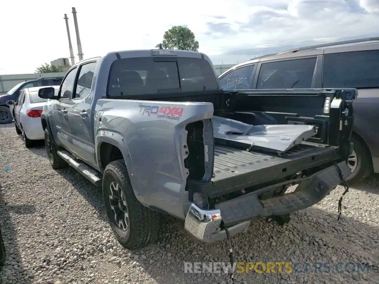 3 Photograph of a damaged car 5TFCZ5AN2MX263193 TOYOTA TACOMA 2021