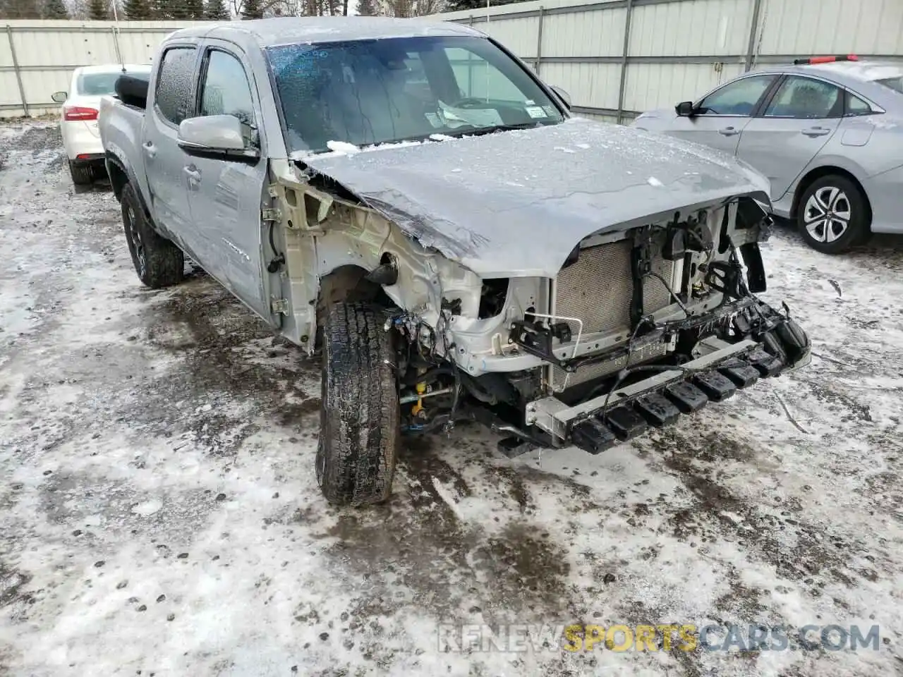 9 Photograph of a damaged car 5TFCZ5AN2MX267311 TOYOTA TACOMA 2021