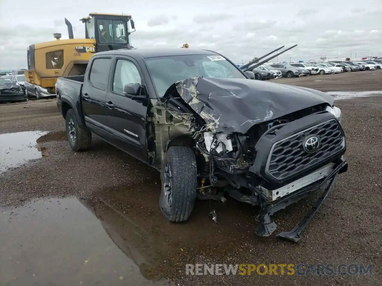 1 Photograph of a damaged car 5TFCZ5AN2MX268040 TOYOTA TACOMA 2021