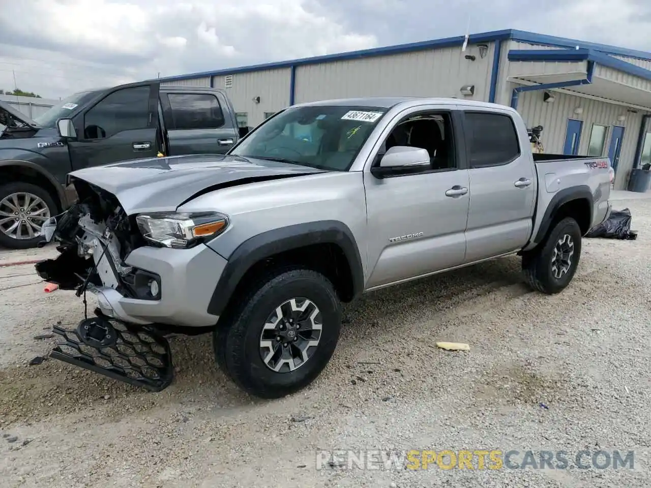 1 Photograph of a damaged car 5TFCZ5AN3MX255040 TOYOTA TACOMA 2021