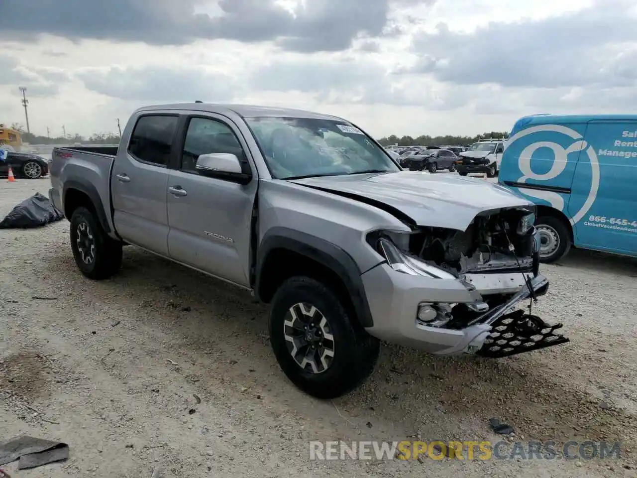 4 Photograph of a damaged car 5TFCZ5AN3MX255040 TOYOTA TACOMA 2021