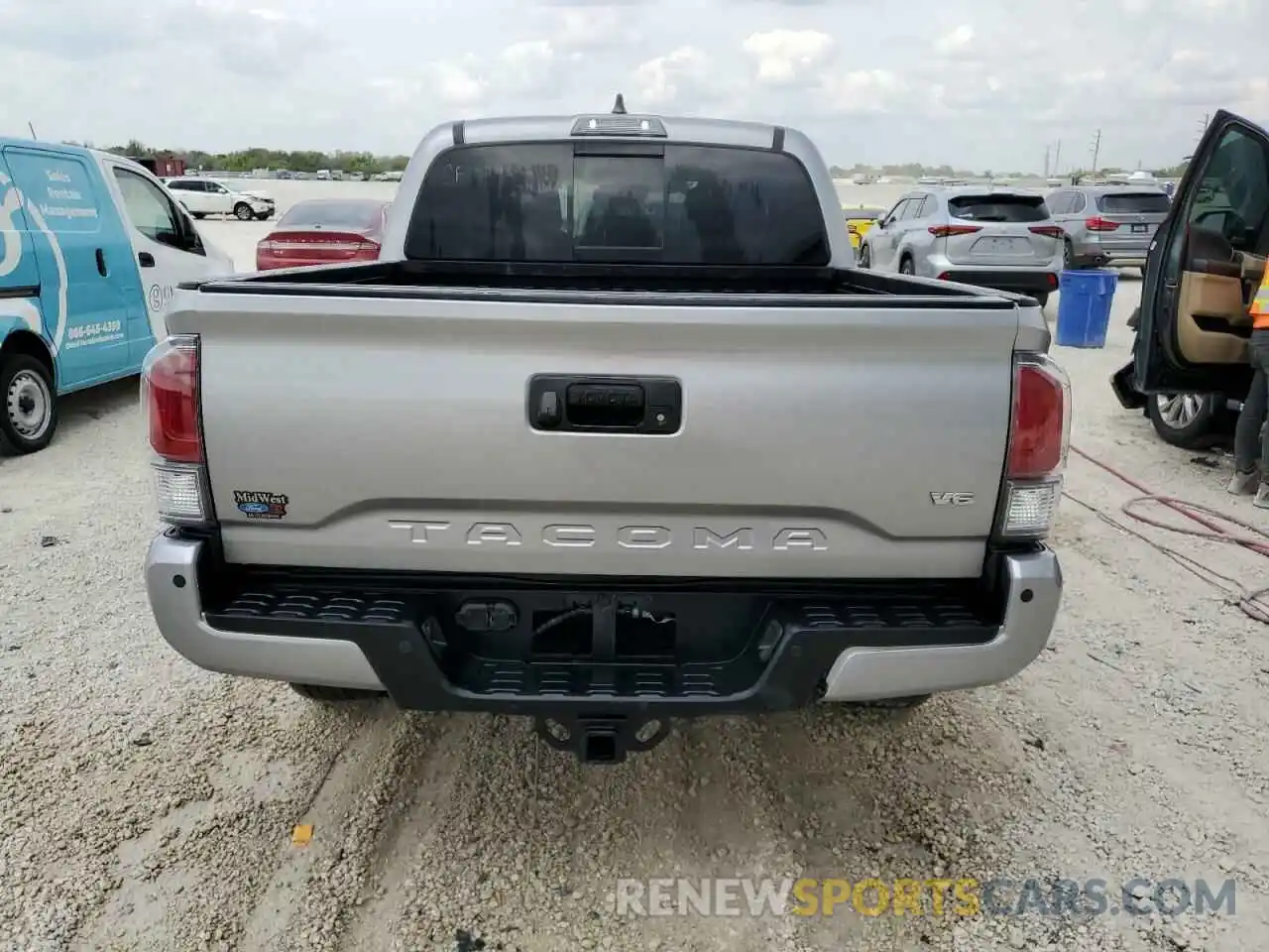 6 Photograph of a damaged car 5TFCZ5AN3MX255040 TOYOTA TACOMA 2021