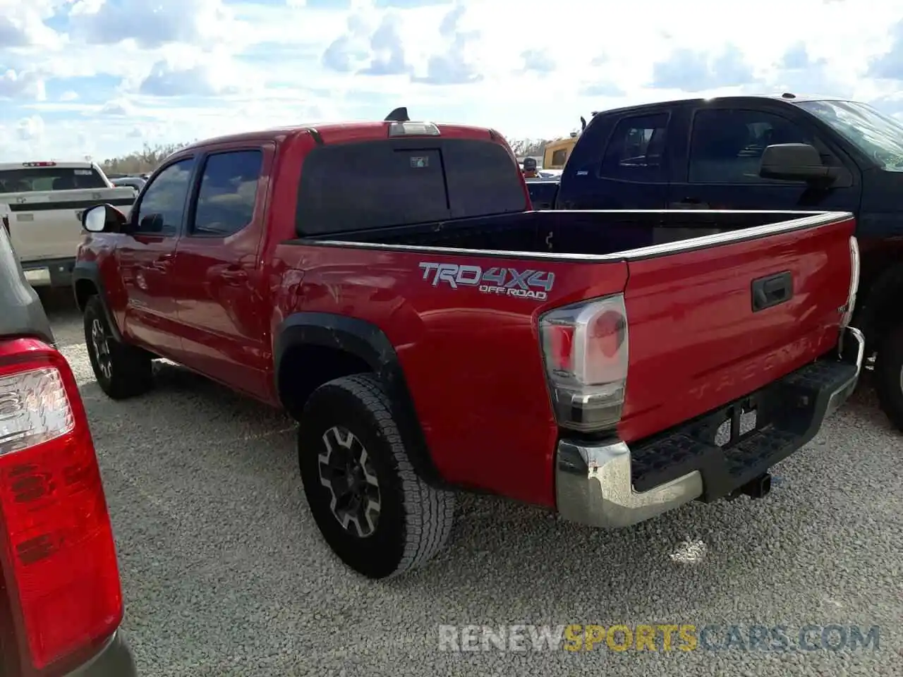 3 Photograph of a damaged car 5TFCZ5AN3MX260819 TOYOTA TACOMA 2021