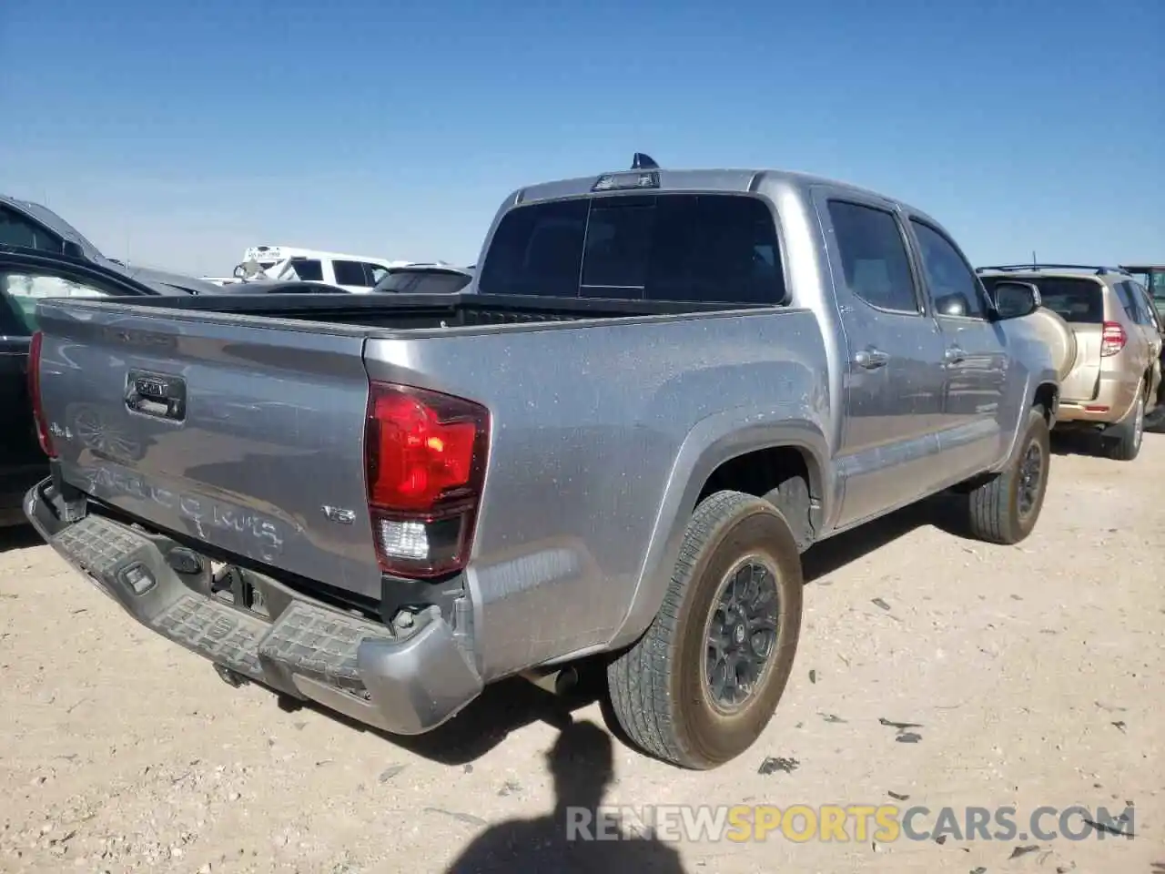 4 Photograph of a damaged car 5TFCZ5AN3MX270413 TOYOTA TACOMA 2021