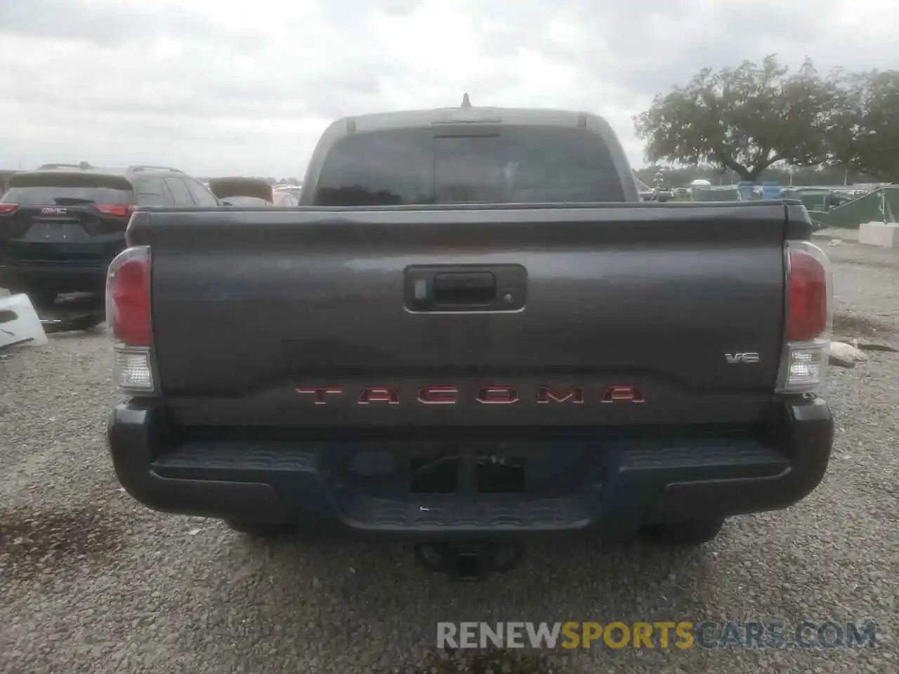 6 Photograph of a damaged car 5TFCZ5AN3MX272579 TOYOTA TACOMA 2021