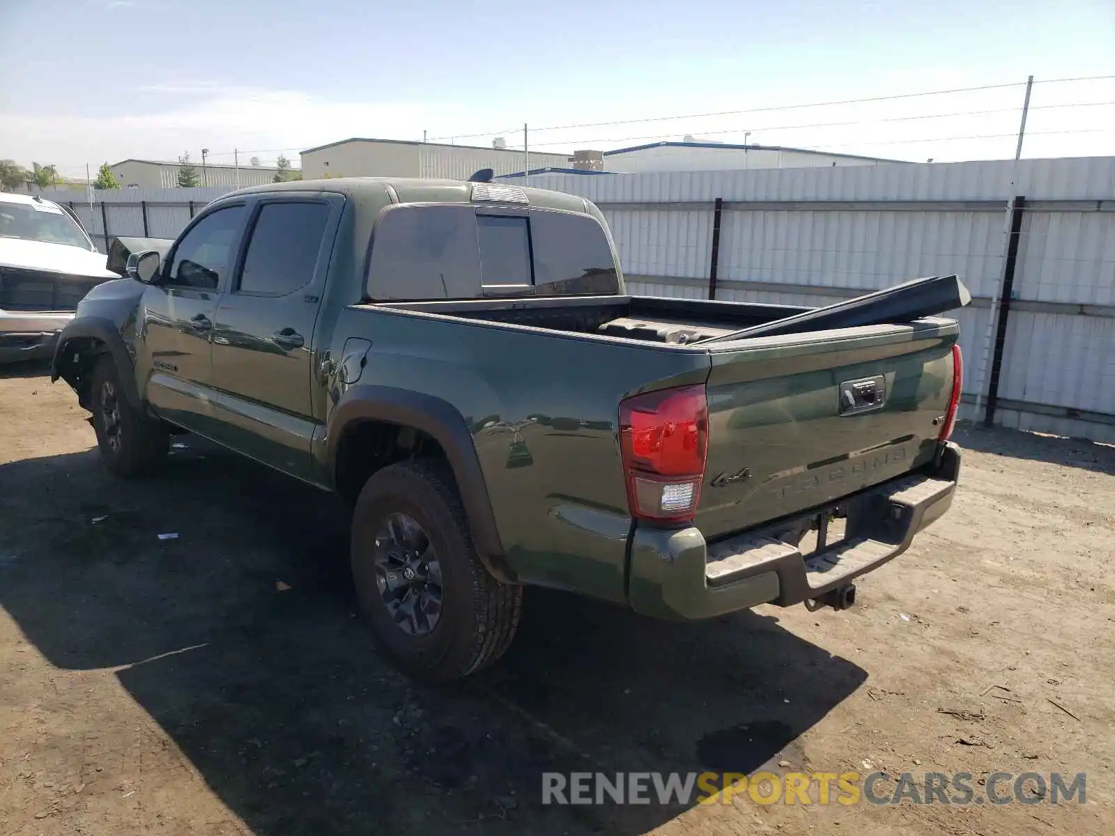 3 Photograph of a damaged car 5TFCZ5AN3MX273232 TOYOTA TACOMA 2021