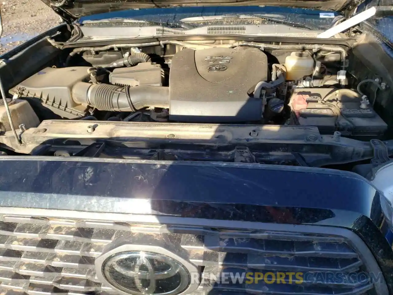 7 Photograph of a damaged car 5TFCZ5AN4MX245746 TOYOTA TACOMA 2021