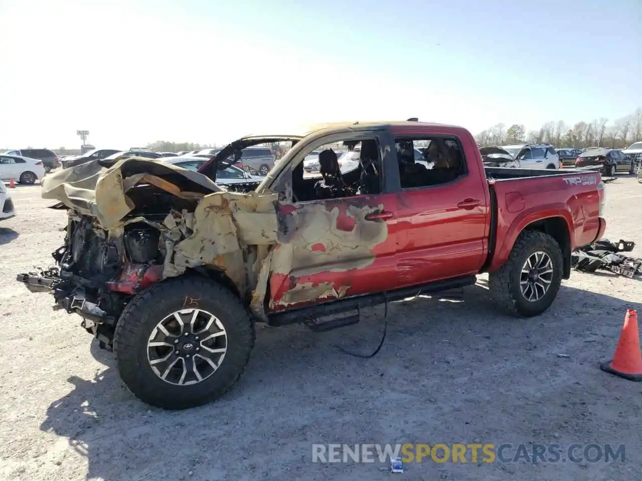 1 Photograph of a damaged car 5TFCZ5AN4MX245813 TOYOTA TACOMA 2021