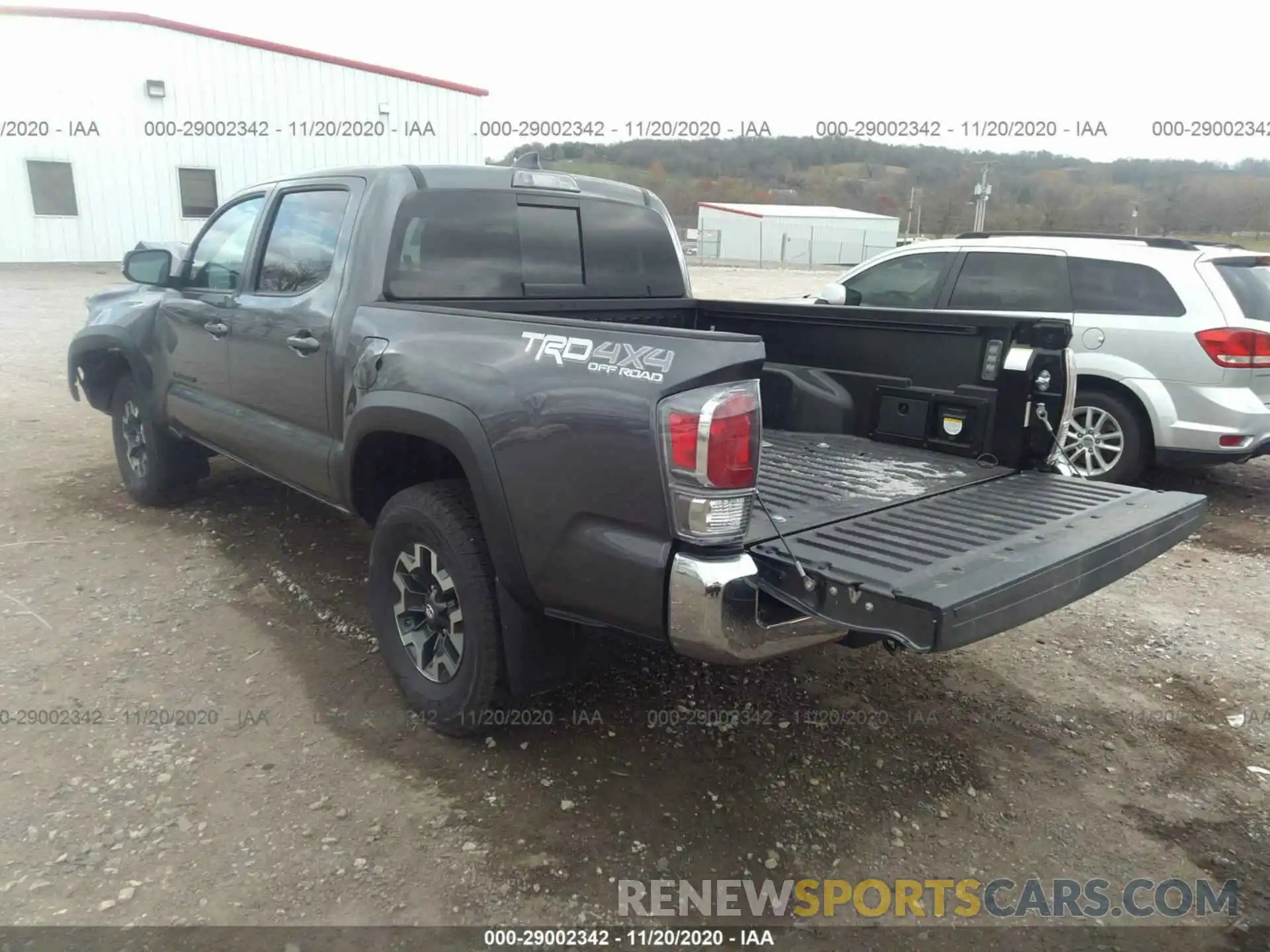 3 Photograph of a damaged car 5TFCZ5AN4MX247268 TOYOTA TACOMA 2021