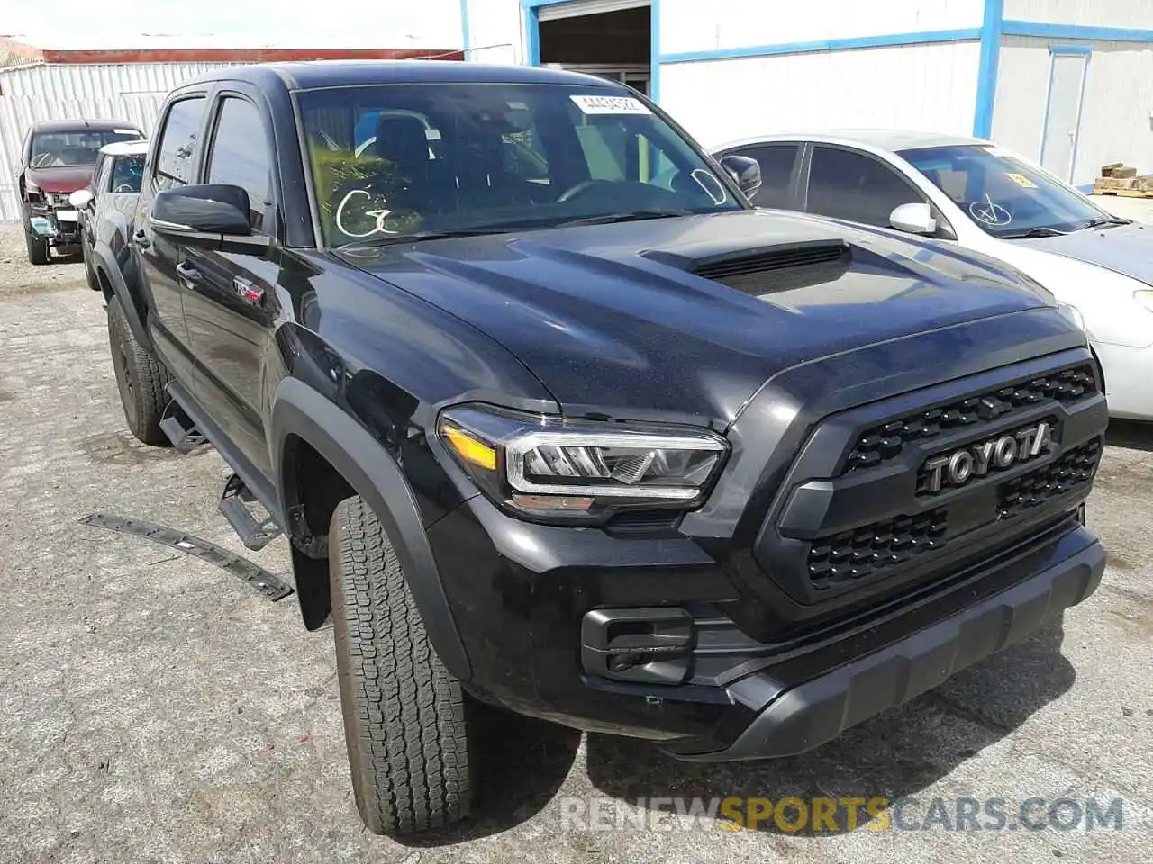 1 Photograph of a damaged car 5TFCZ5AN4MX250915 TOYOTA TACOMA 2021