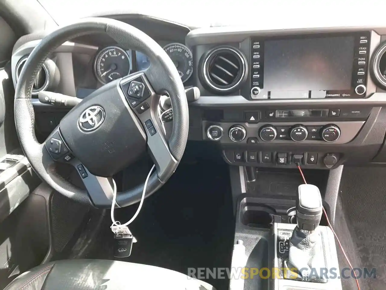 9 Photograph of a damaged car 5TFCZ5AN4MX250915 TOYOTA TACOMA 2021