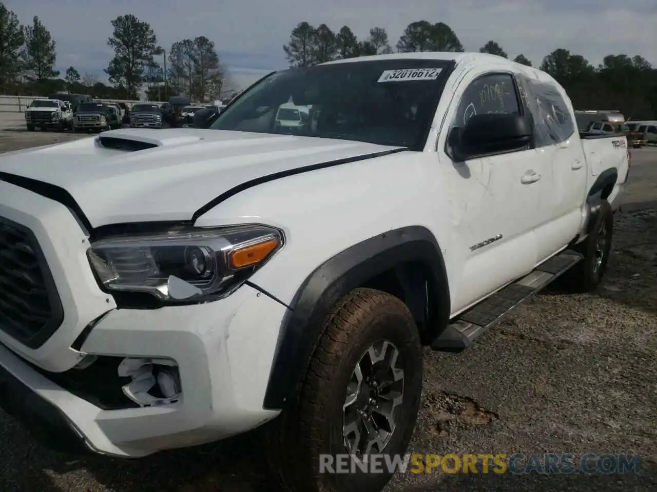 9 Photograph of a damaged car 5TFCZ5AN4MX255239 TOYOTA TACOMA 2021