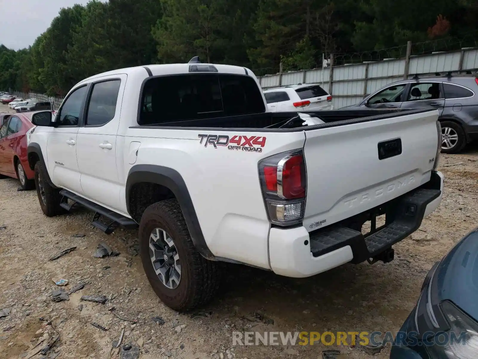 3 Photograph of a damaged car 5TFCZ5AN4MX270548 TOYOTA TACOMA 2021