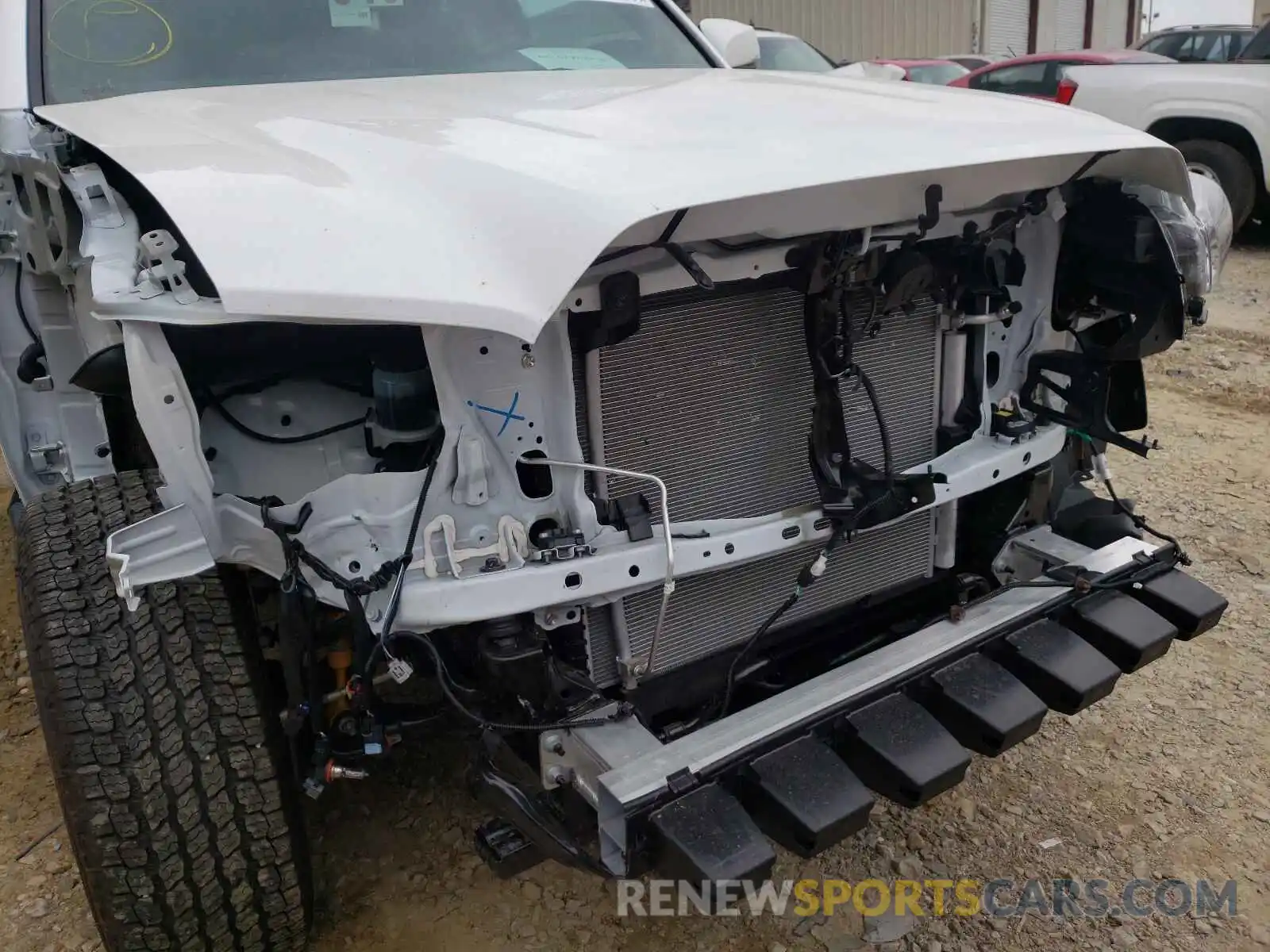 9 Photograph of a damaged car 5TFCZ5AN4MX270548 TOYOTA TACOMA 2021