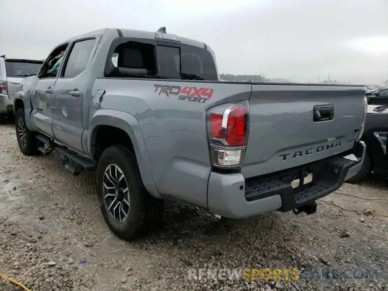 3 Photograph of a damaged car 5TFCZ5AN4MX273398 TOYOTA TACOMA 2021