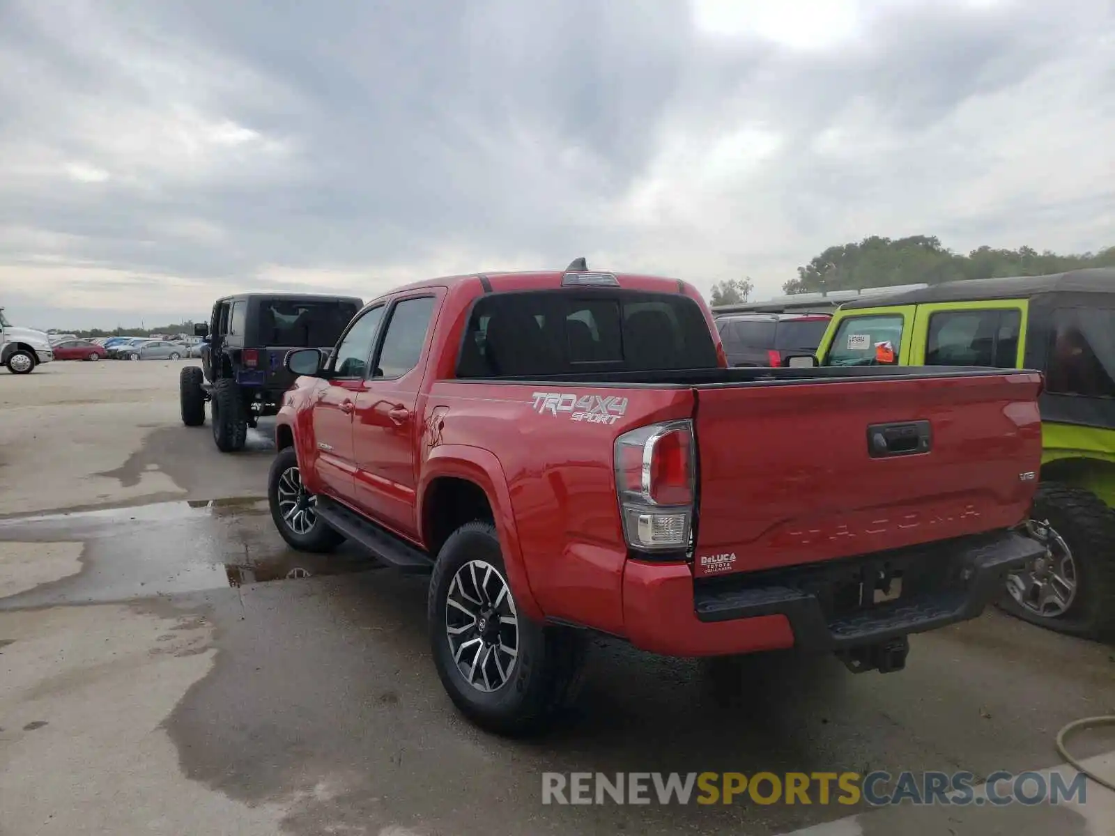 3 Photograph of a damaged car 5TFCZ5AN4MX274082 TOYOTA TACOMA 2021