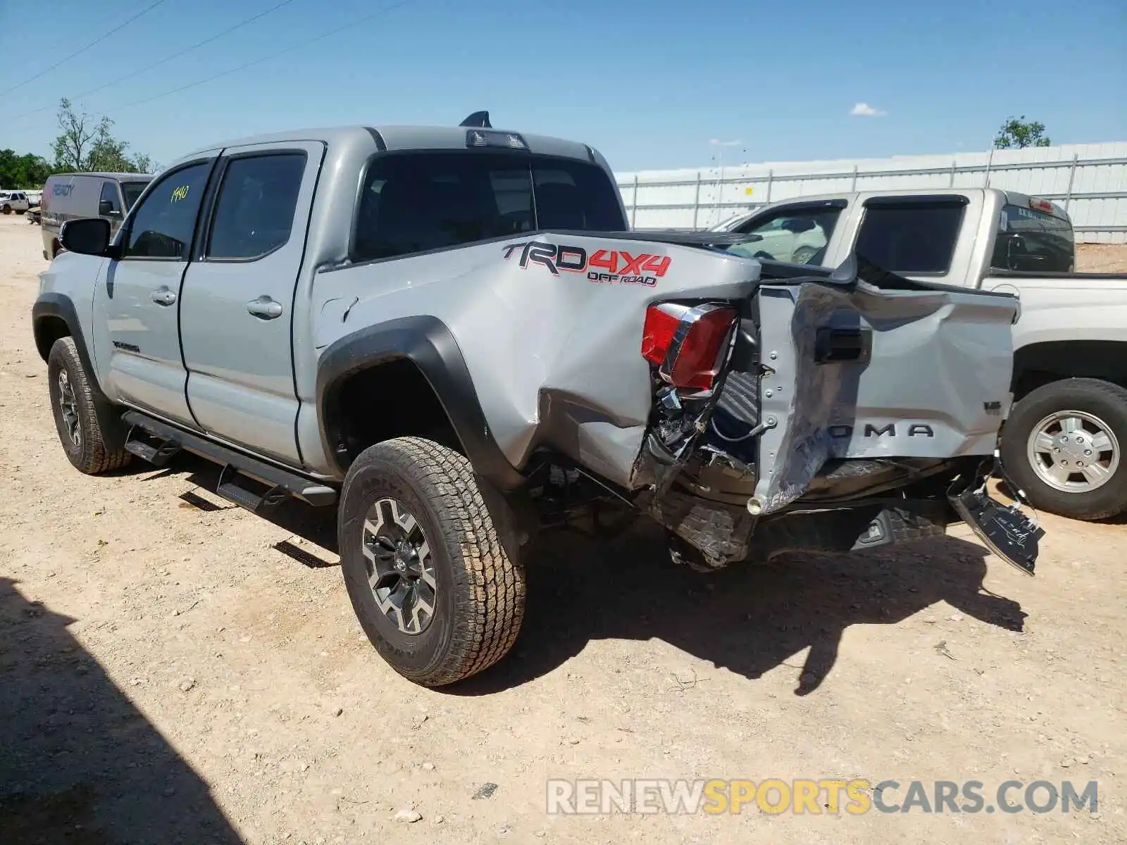 3 Photograph of a damaged car 5TFCZ5AN5MX246839 TOYOTA TACOMA 2021