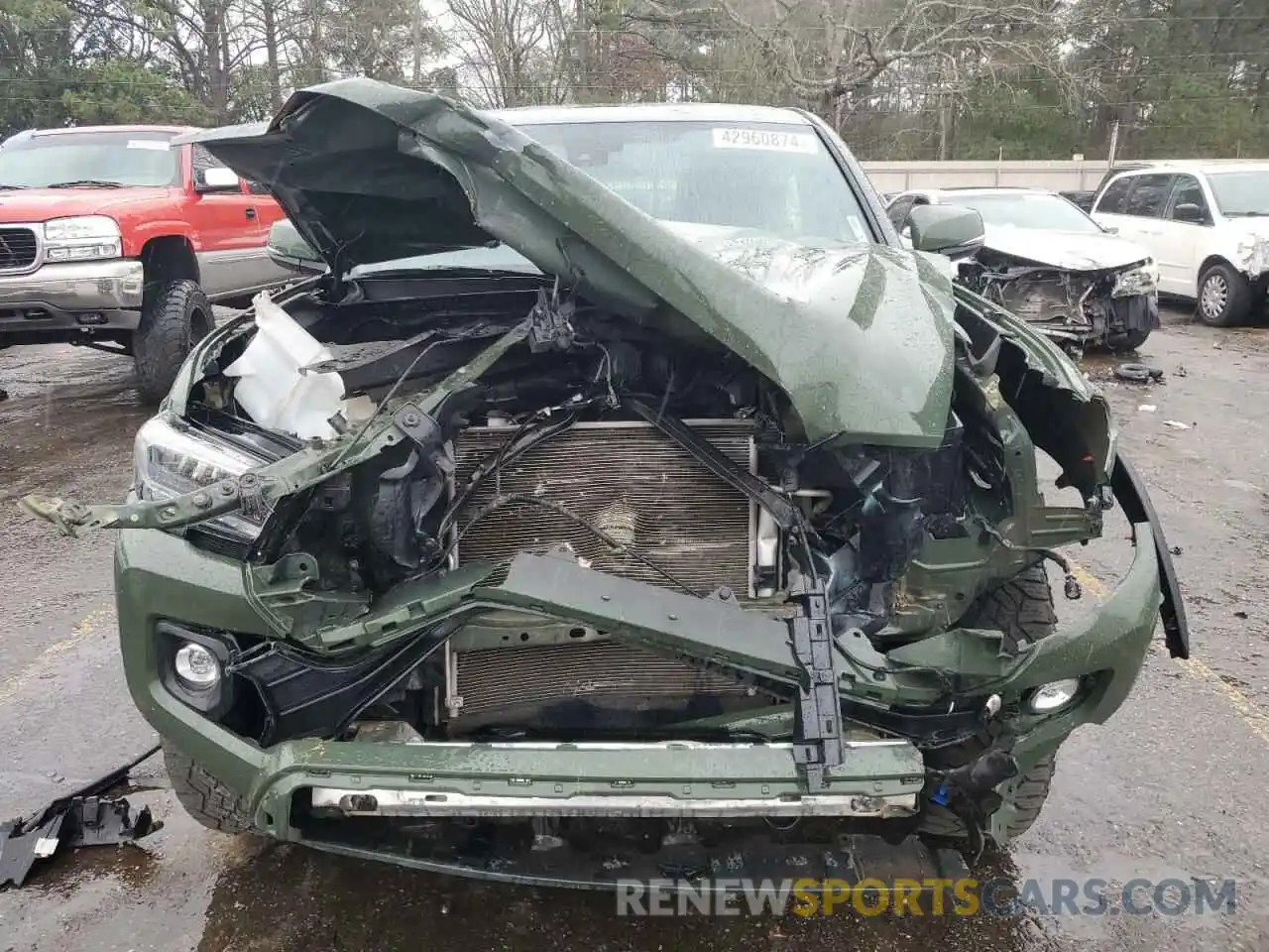 5 Photograph of a damaged car 5TFCZ5AN5MX252060 TOYOTA TACOMA 2021