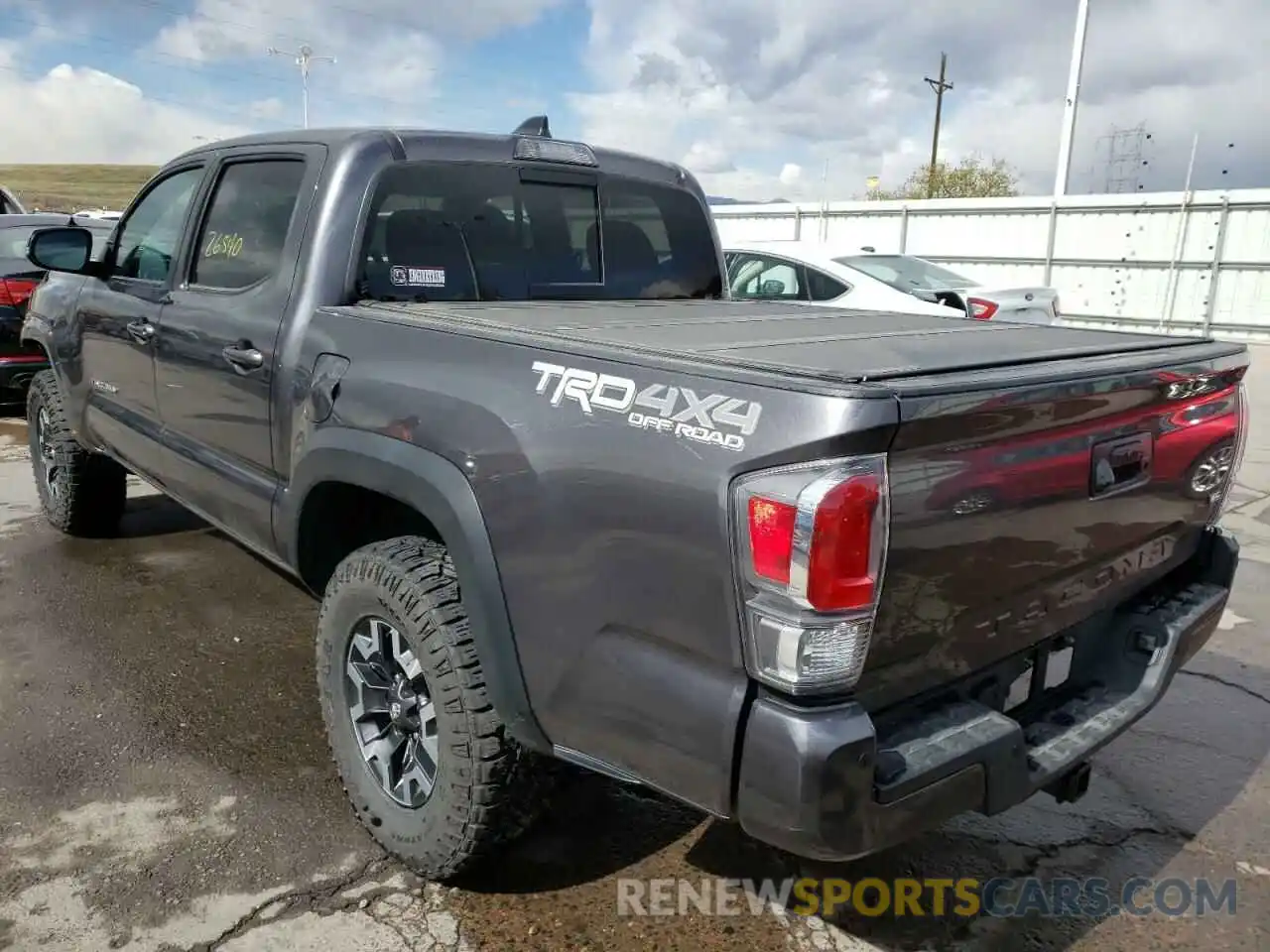 3 Photograph of a damaged car 5TFCZ5AN5MX252995 TOYOTA TACOMA 2021