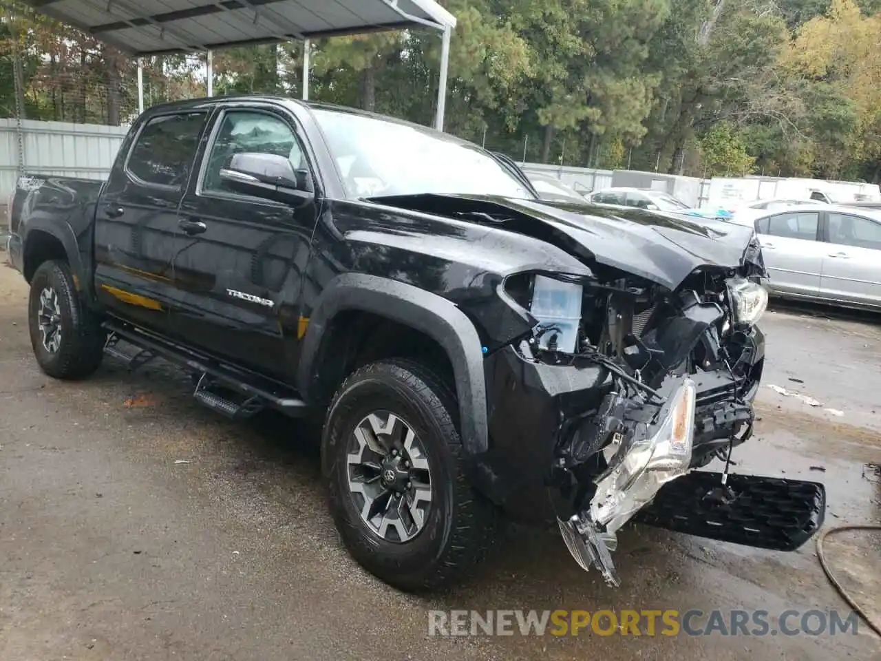 1 Photograph of a damaged car 5TFCZ5AN5MX255699 TOYOTA TACOMA 2021