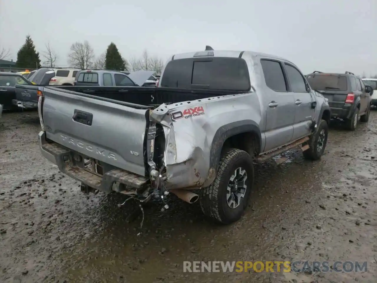 4 Photograph of a damaged car 5TFCZ5AN5MX258702 TOYOTA TACOMA 2021