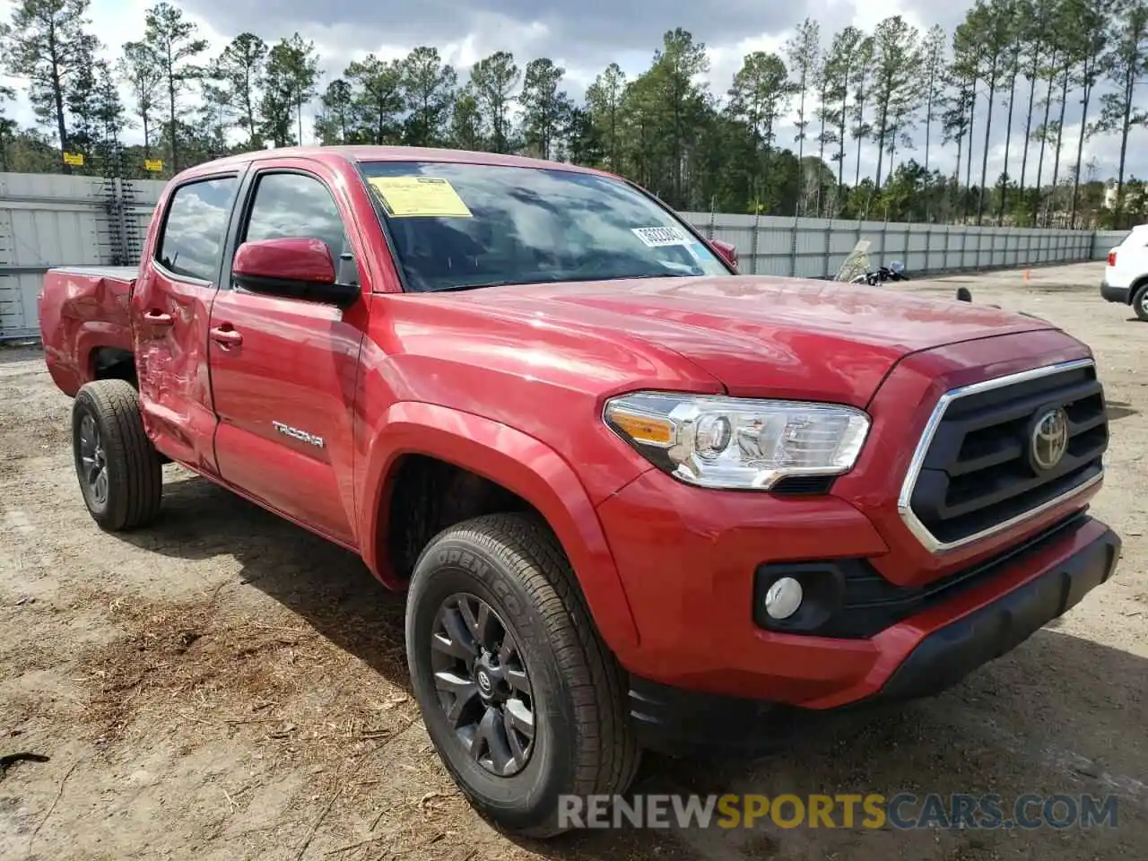 1 Photograph of a damaged car 5TFCZ5AN5MX260787 TOYOTA TACOMA 2021